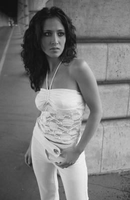 ona voici mon e-mail madila_ona@yahoo.fr je t'ecris pour te dire mon amour car tu n'es pas mon amie d'un  jour,mais pour la vie &eacute;ternelle.